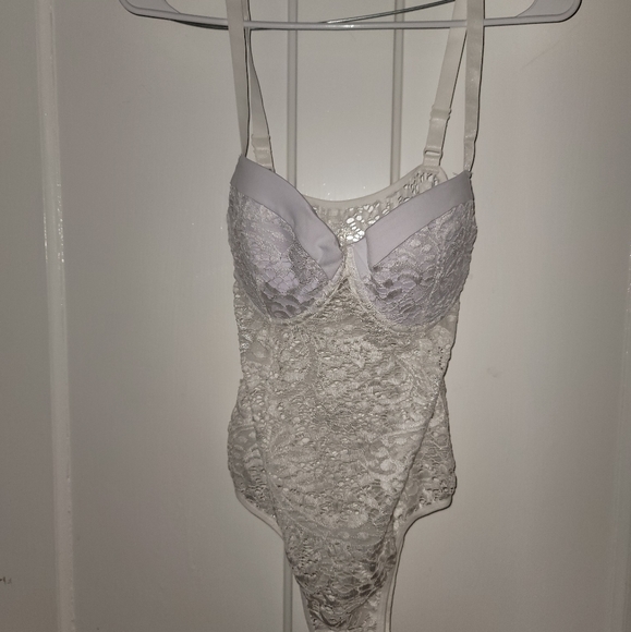 Ohyeahlady white one piece lingerie NWOT - Picture 6 of 13